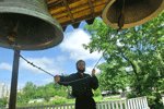 Фото, Владивосток, колокольный звон в престольный праздник в мужском монастыре на острове Русском 