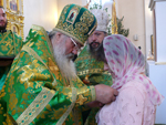 Владивосток. В день праздника Святой Троицы ряд клириков и мирян поощрены наградами 
