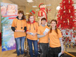 Фото. Уссурийск. Епархиальная благотворительная программа 2013 года «Подари радость на Рождество»