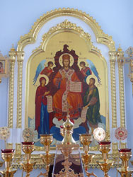 Запрестольная икона в Покровском соборе Владивостока