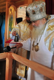 Глава Приморской митрополии освятил храм в подворье Православной гимназии