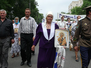 Фото. Уссурийск. Крестный ход с Казанской иконой Божией Матери