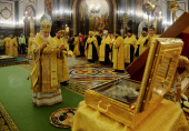 В канун Недели святых праотец Святейший Патриарх Кирилл совершил всенощное бдение в Храме Христа Спасителя