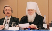 Делегация Русской Православной Церкви приняла участие в межрелигиозном форуме в Баку