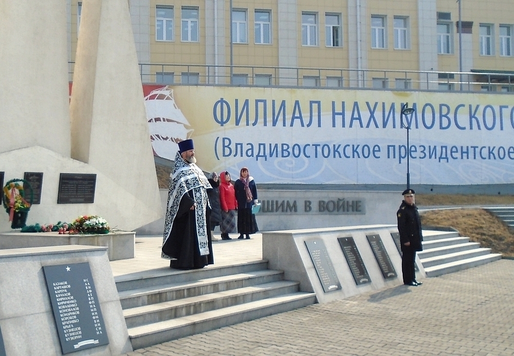 Настоятель храма св. воина Феодора Ушакова совершил литию в память подводников 