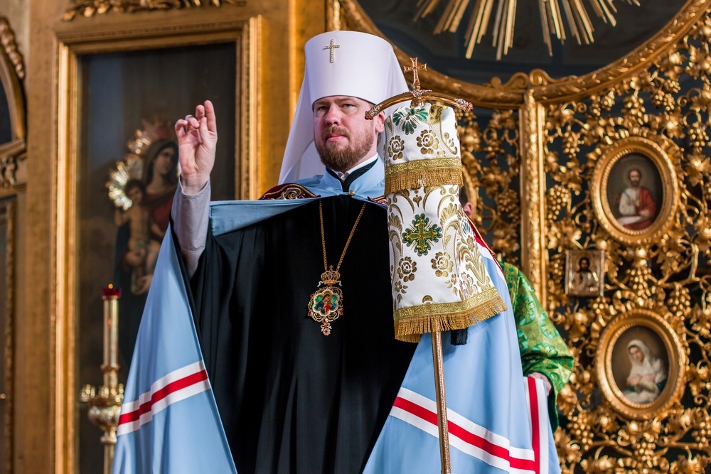 Архиерей это. Митрополит Владимир Самохин фото богослужения.