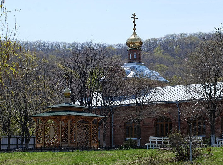 1 августа: паломничество на престольный праздник в Серафимовский монастырь