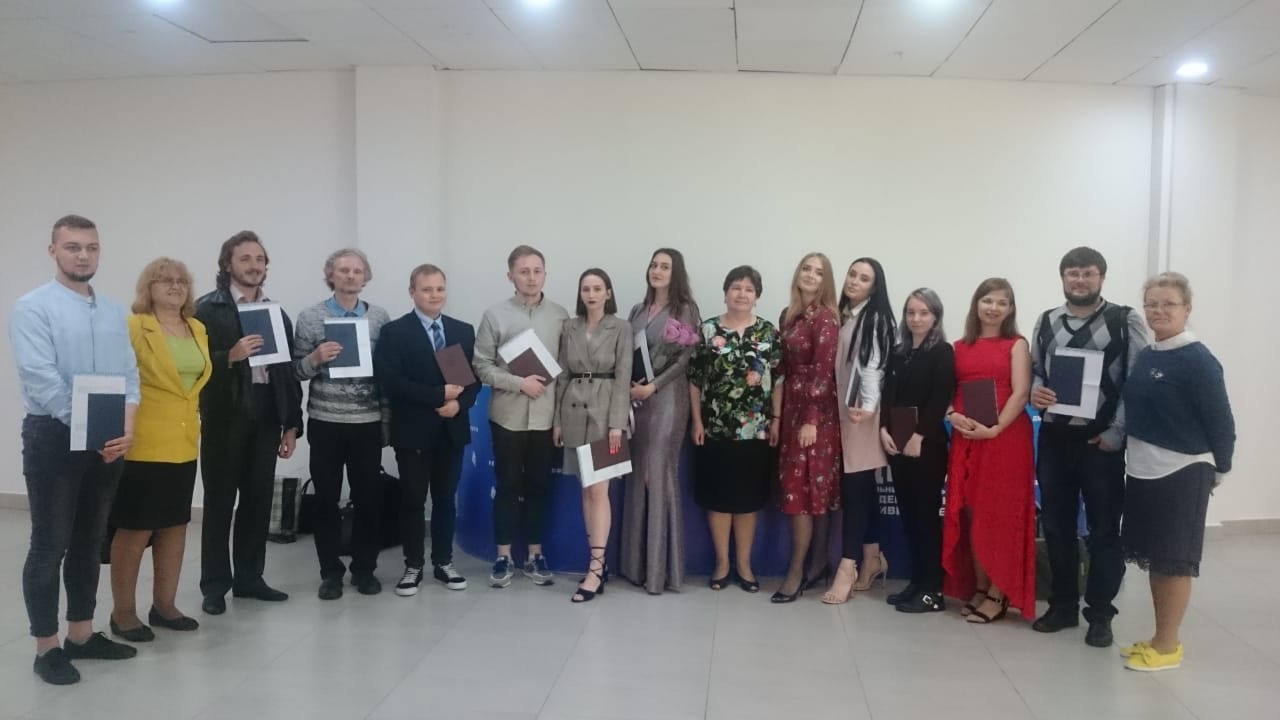 В ДВФУ клирикам Владивостокской епархии торжественно вручили дипломы