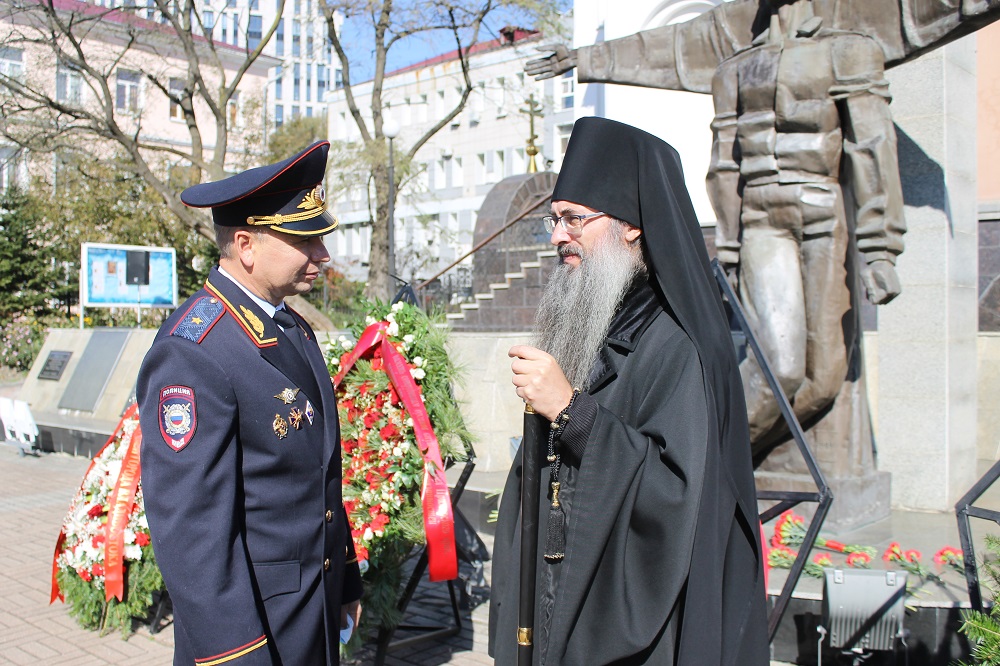 Епископ Уссурийский Иннокентий принял участие в мемориальном мероприятии