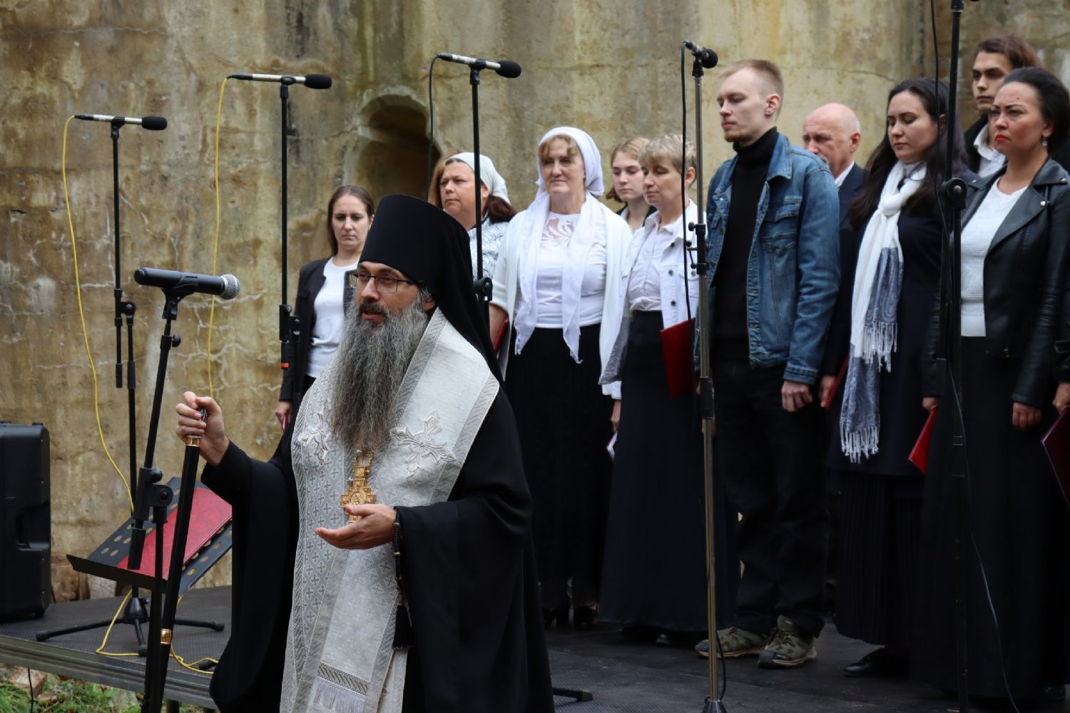 На форте № 1 епископ Иннокентий совершил литию в память жертв политических репрессий