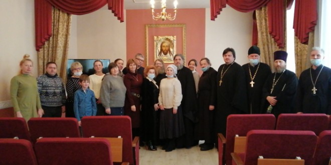 Семинар по организации социального служения провели во Владивостоке специалисты Синодального отдела
