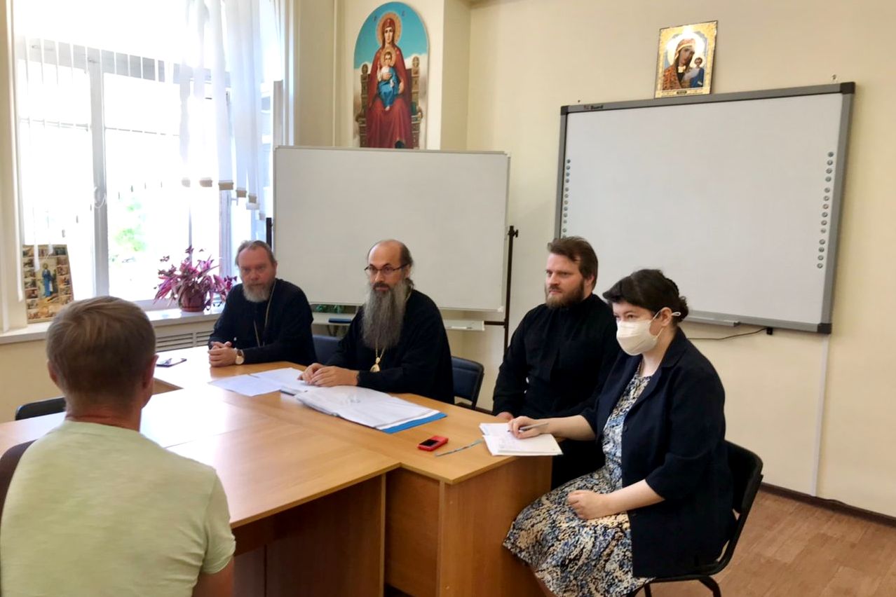 Новых студентов приняли в Центр подготовки церковных спциалистов