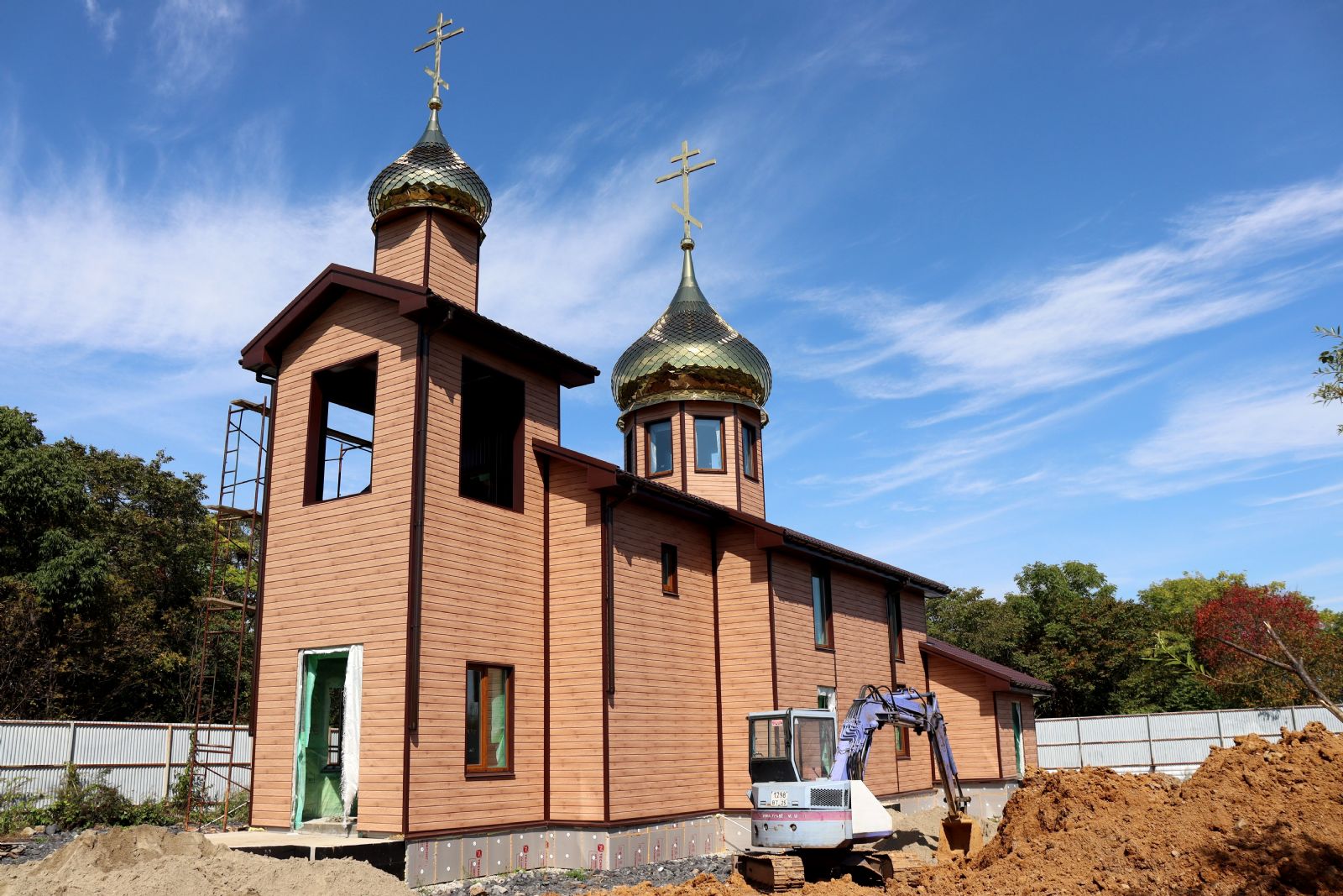 Митрополит Владимир посетил строящийся храм Иверской иконы Пресвятой Богородицы в селе Кипарисово