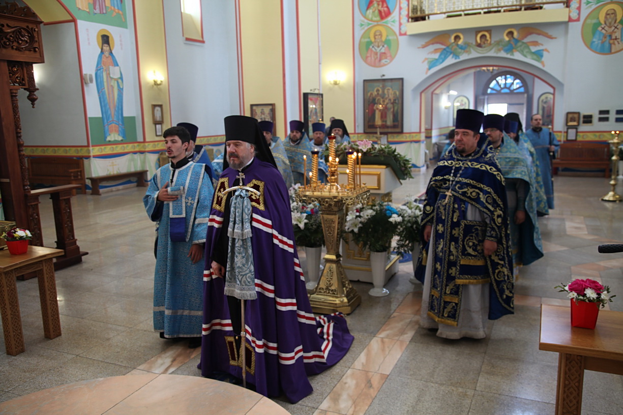 Епископ Николай отмечает 10-летие архиерейской хиротонии.