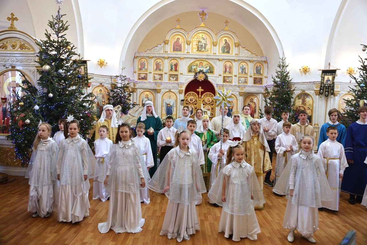 Рождественское представление показали дети воскресной школы