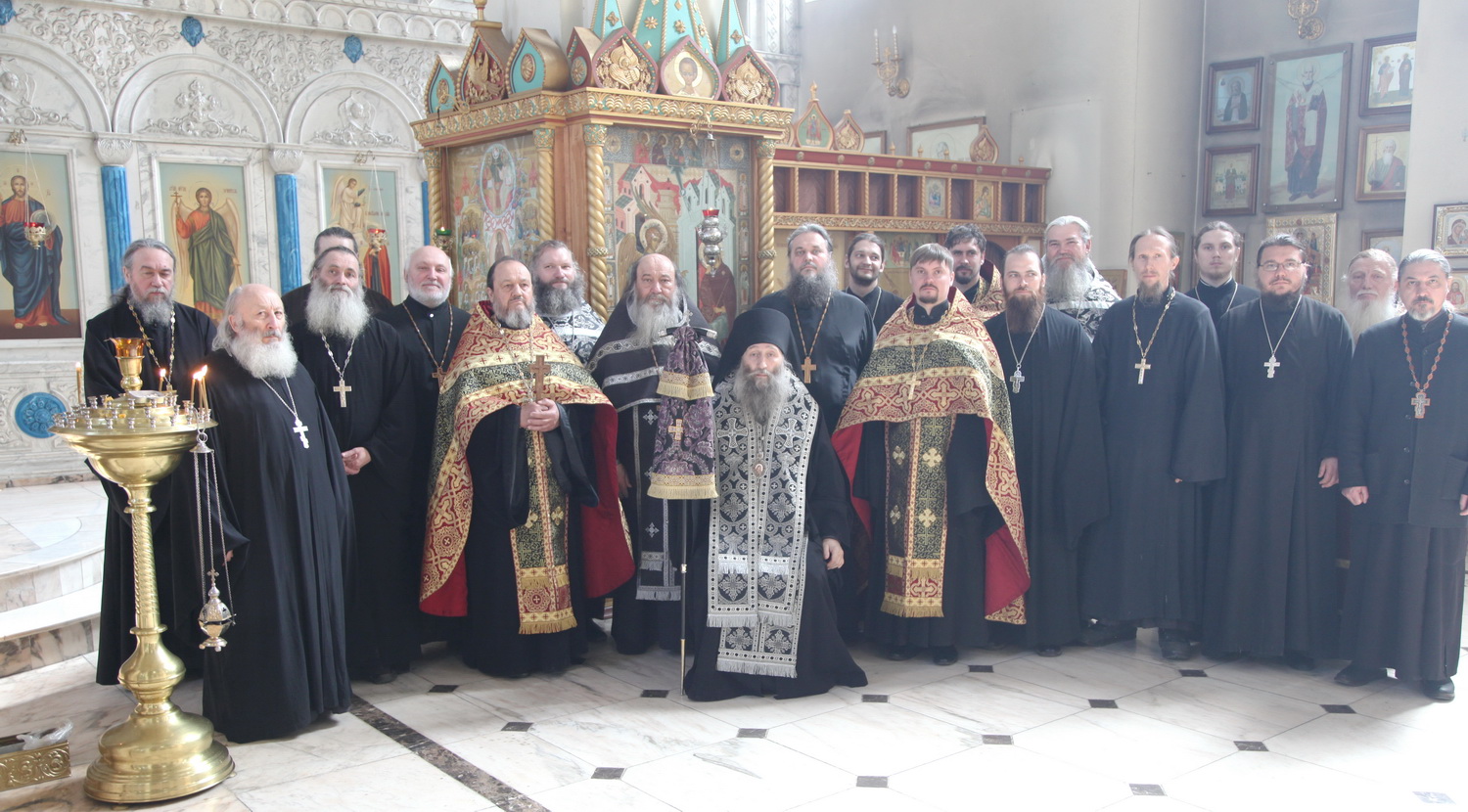 Таинство соборования священников Арсеньевской епархии (+ Фото + Видео)