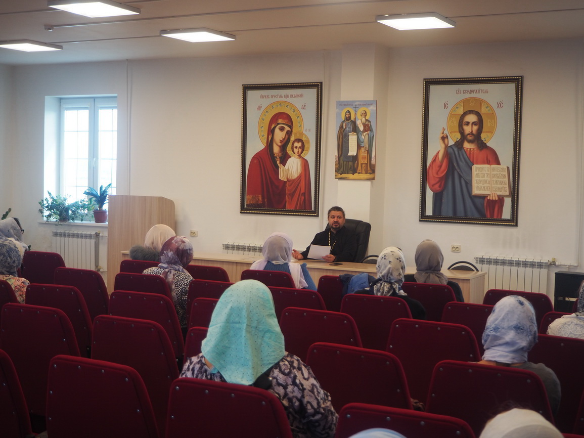 3.10.20223г.В Духовно-просветительском центре Находкинской епархии состоялась лекция "Пушкин и православие".