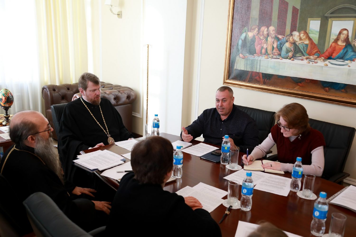 Митрополит Владимир возглавил заседание Совета по развитию теологического образования в Приморской митрополии