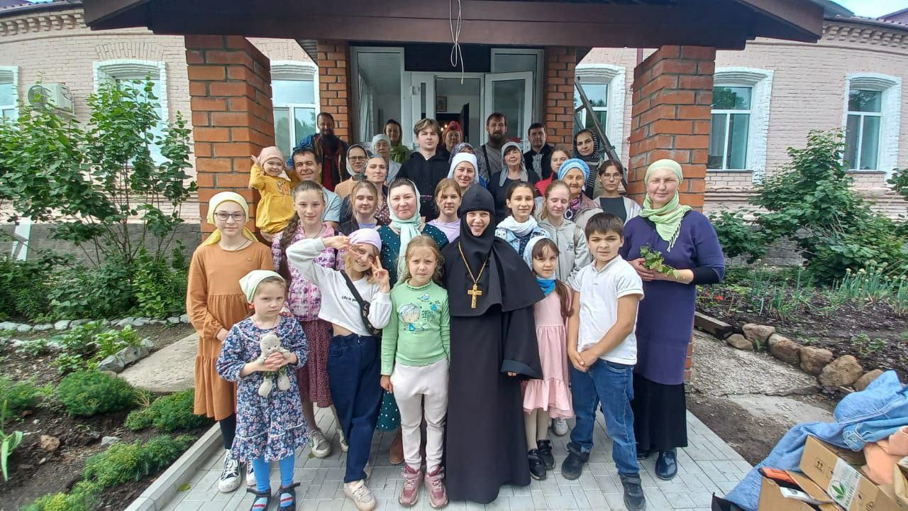 Воскресная школа Покровского собора совершила паломнический выезд