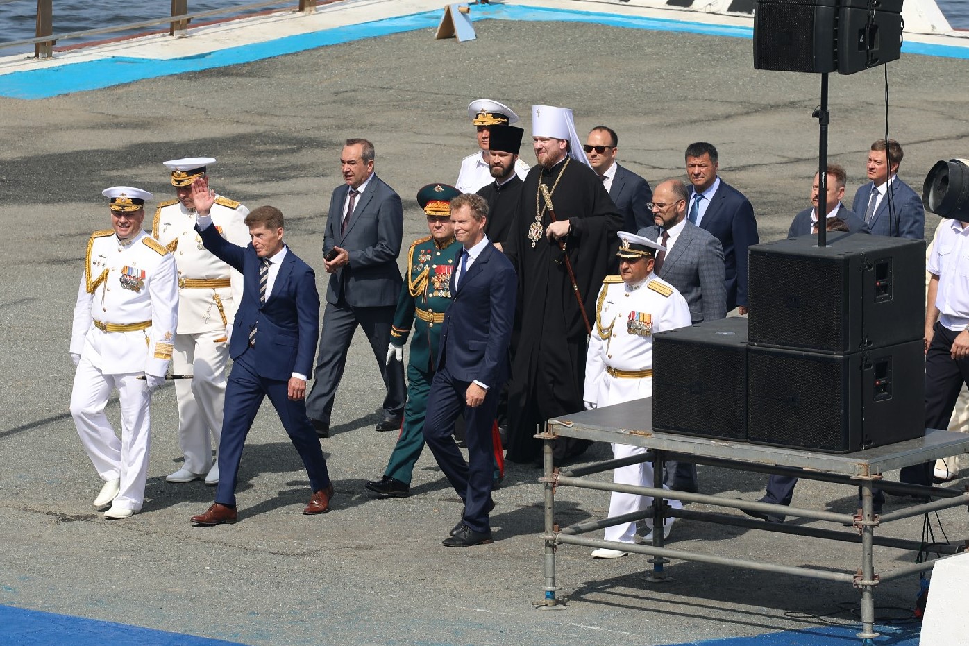 Митрополит Владимир принял участие в праздновании Дня военно-морского флота России
