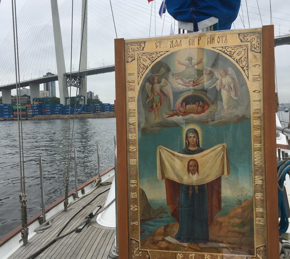Уникальный морской крестный ход, посвященный 120-летию явления Порт-Артурской иконы Пресвятой Богородицы, состоялся во Владивостоке