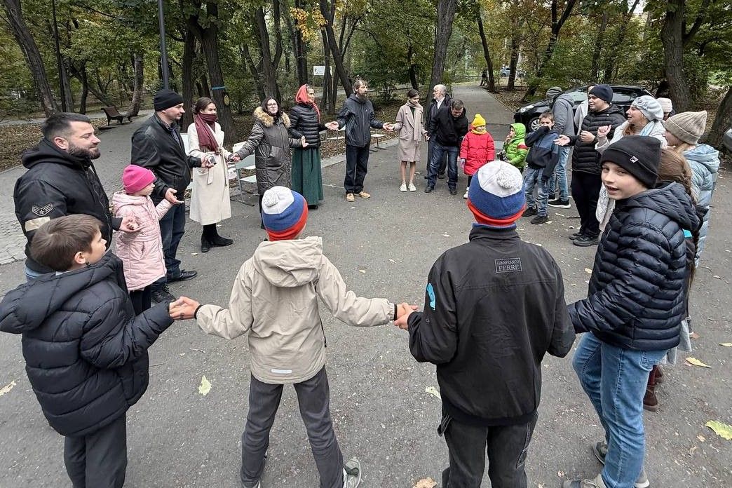 В воскресной школе Покровского храма Владивостока отметили День отца