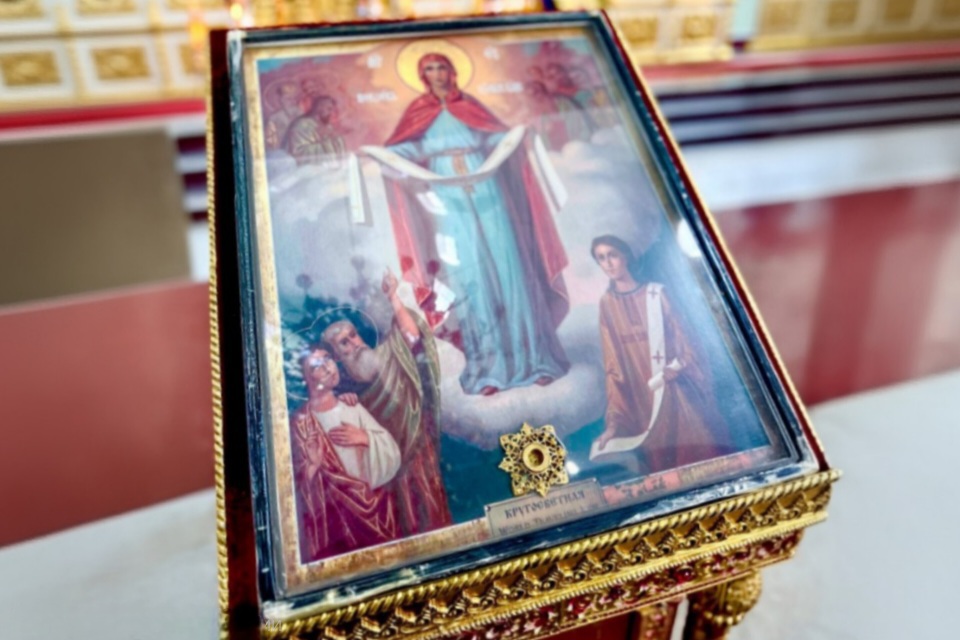 Икона Покрова Пресвятой Богородицы «Кругосветная» продолжит путь из Покровского храма Владивостока