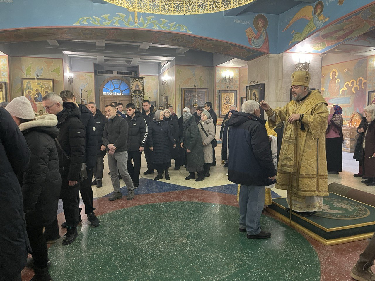 Епископ Николай возглавил всенощное бдение.