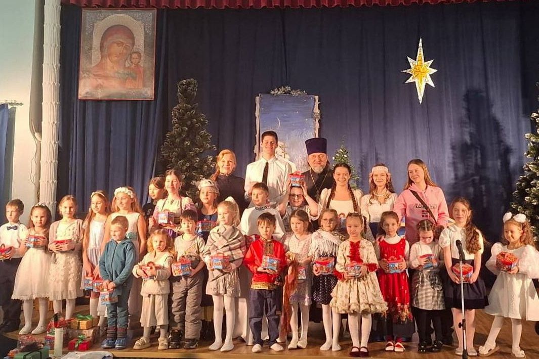 В Казанском храме г. Владивостока праздник Рождества Христова отметили праздничным концертом