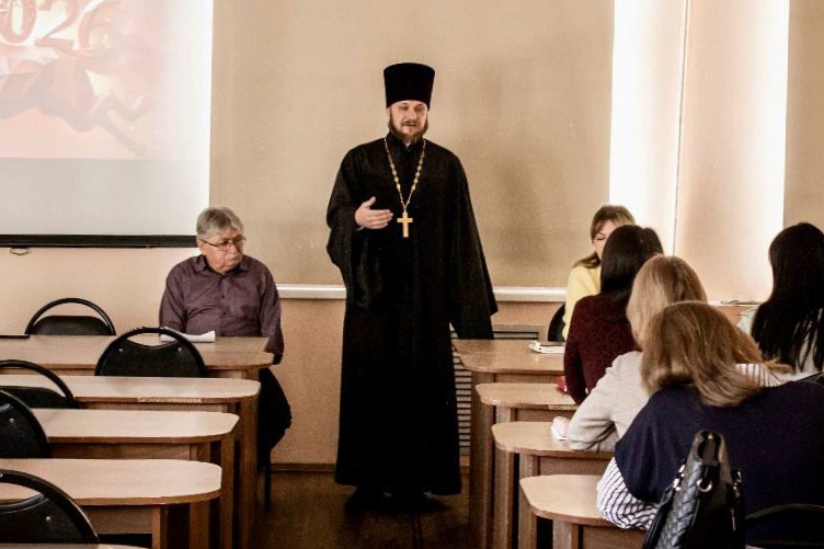 В Артёме обсудили перспективы сотрудничества епархии и образовательных учреждений