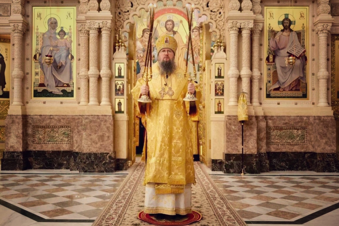 Глава митрополии возглавил полиелейное богослужение в Спасо-Преображенском соборе