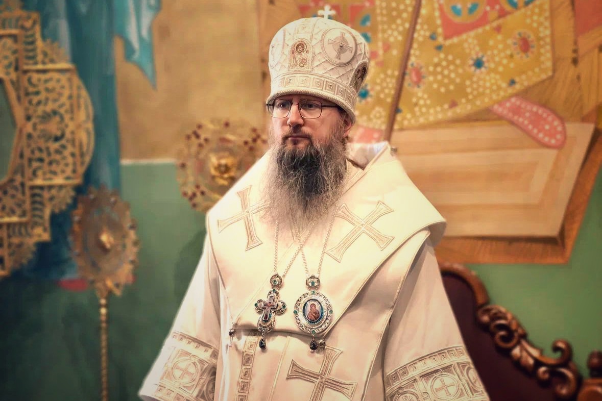 В Успенском храме г. Владивостока состоялось архиерейское богослужение в канун Рождества Христова