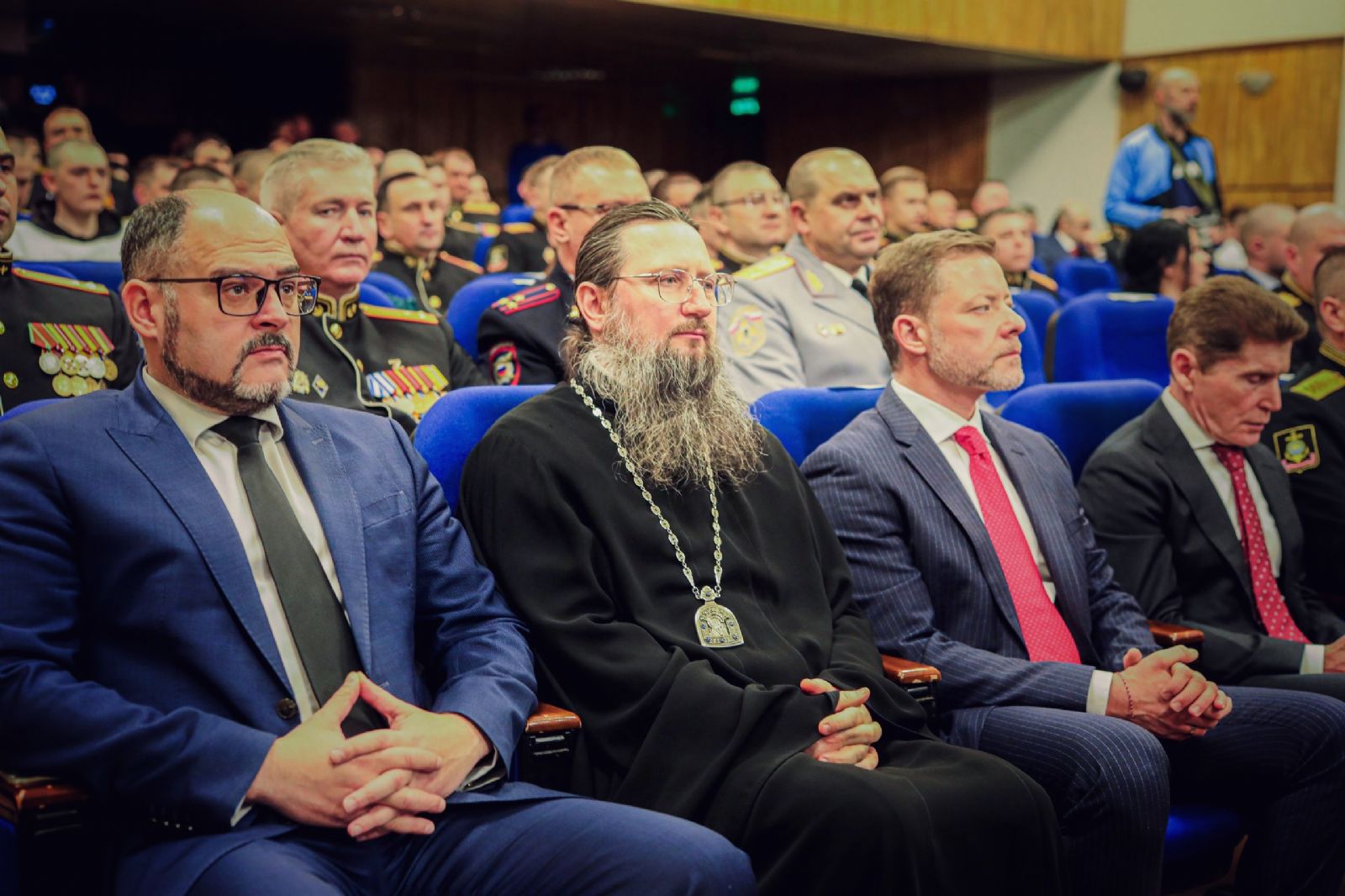 Глава митрополии посетил мероприятие, приуроченное к 23 февраля, в Доме офицеров флота