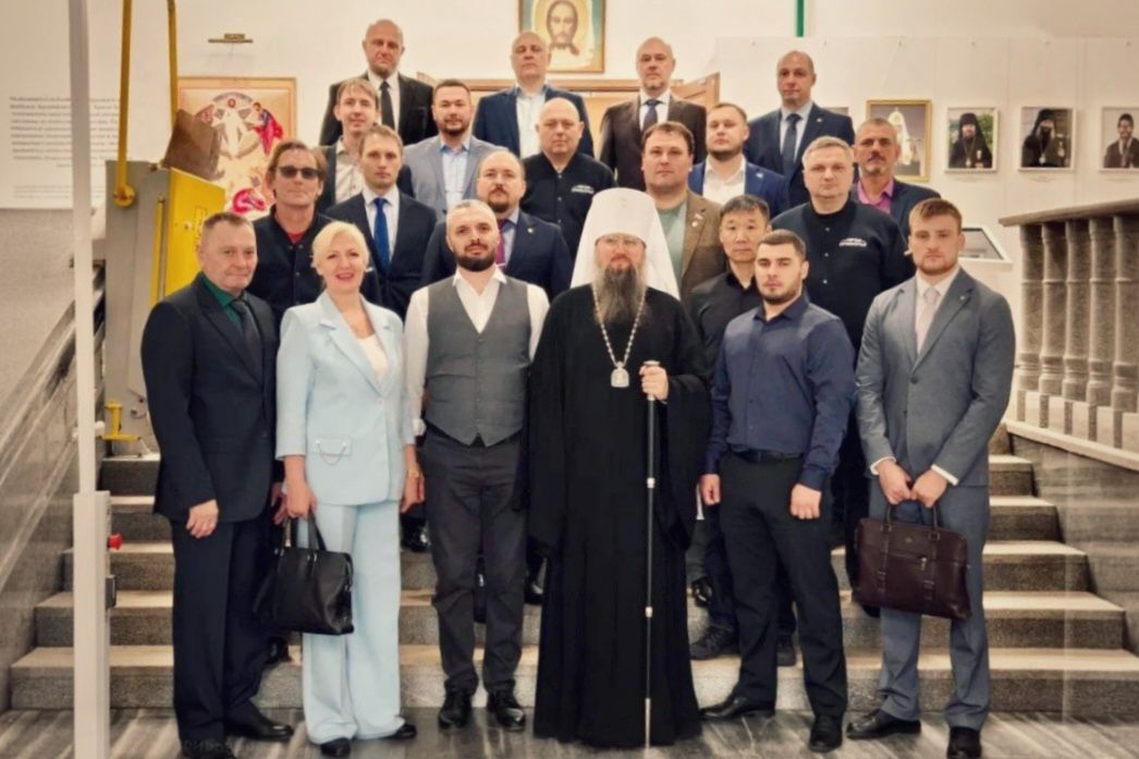 «Герои Приморья» изучают основы православной веры с митрополитом Павлом